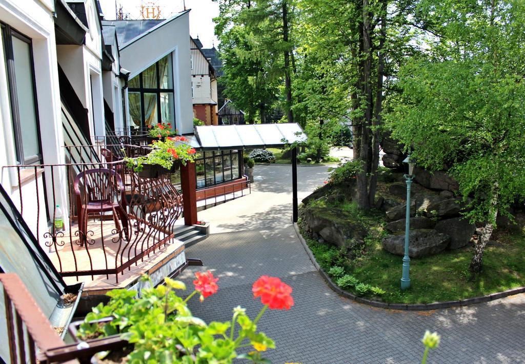 Hotel Szrenicowy Dwor Szklarska Poreba Exterior photo